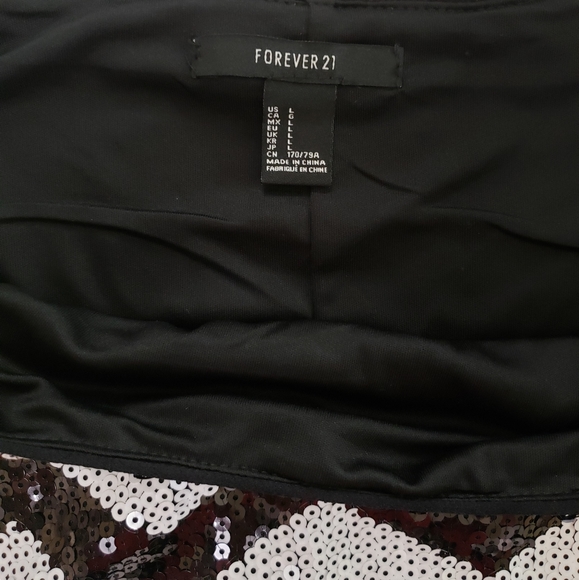 Forever 21 black and white sequin Mini skirt L - Picture 3 of 4